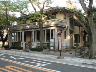山手234番館.jpg