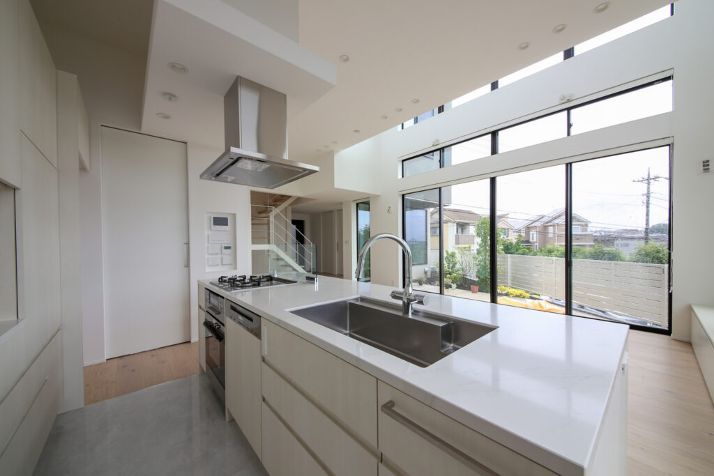 大開口のあるリビング